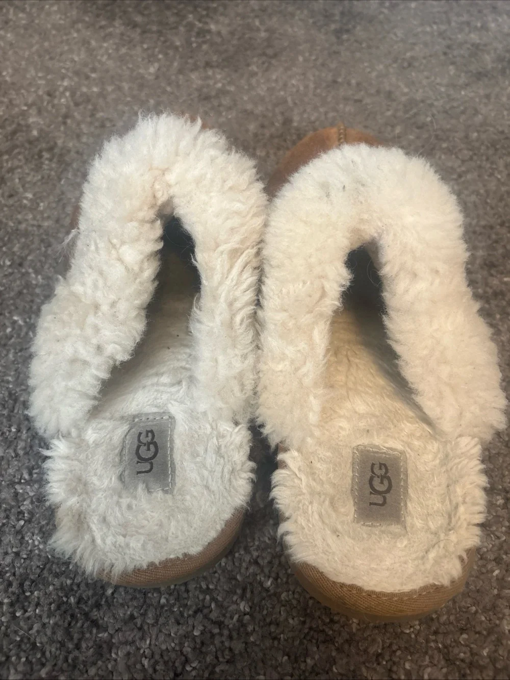 UGG Kids Chestnut Suede Slippers with Cream Shearling Cuff